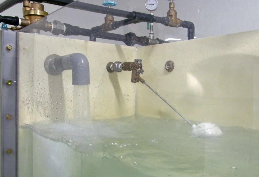 品質と信頼をつくる試験体制02